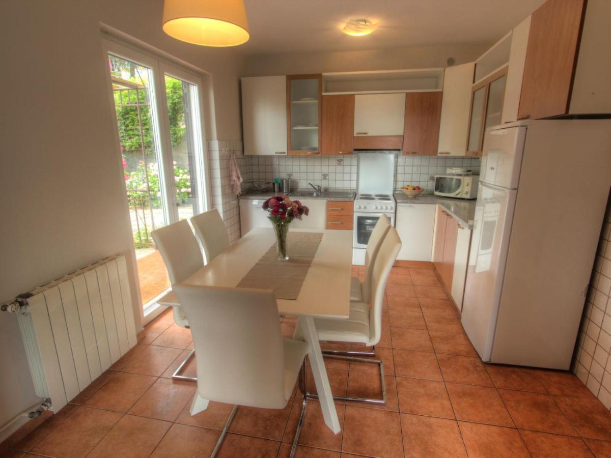 Apartman Lena Abbazia Esterno foto